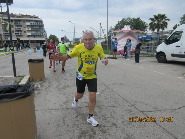 img_2010.jpg