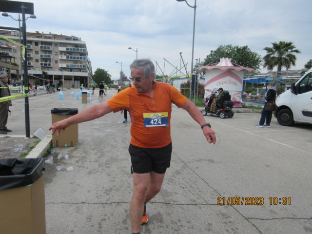 img_2022.jpg