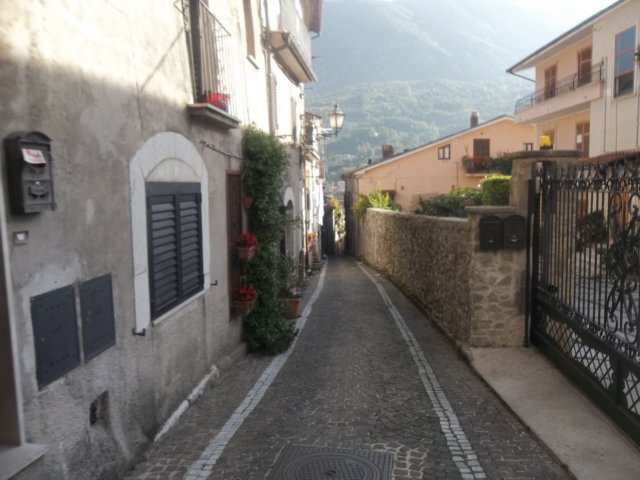 photo3.jpg
